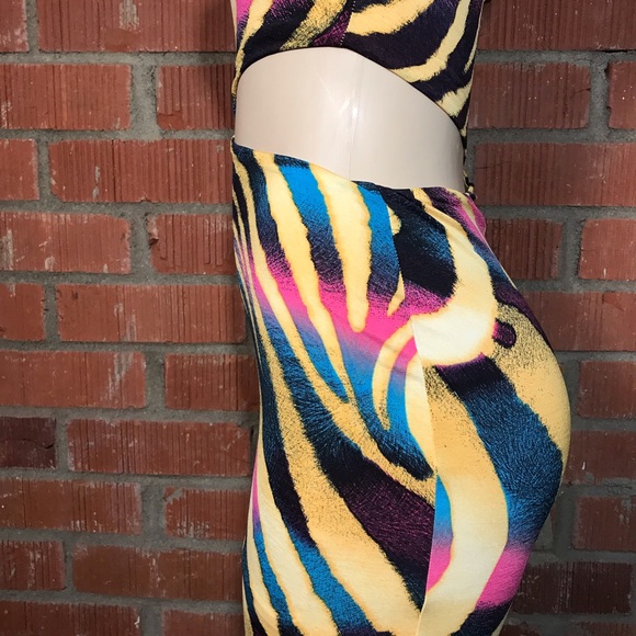 🌺Claws Coming Out Midi Dress - Picture 6 of 7